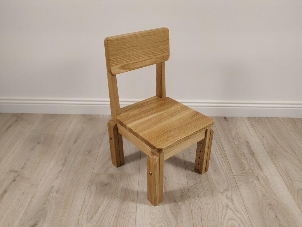 Reguliuojamo aukščio kėdutė