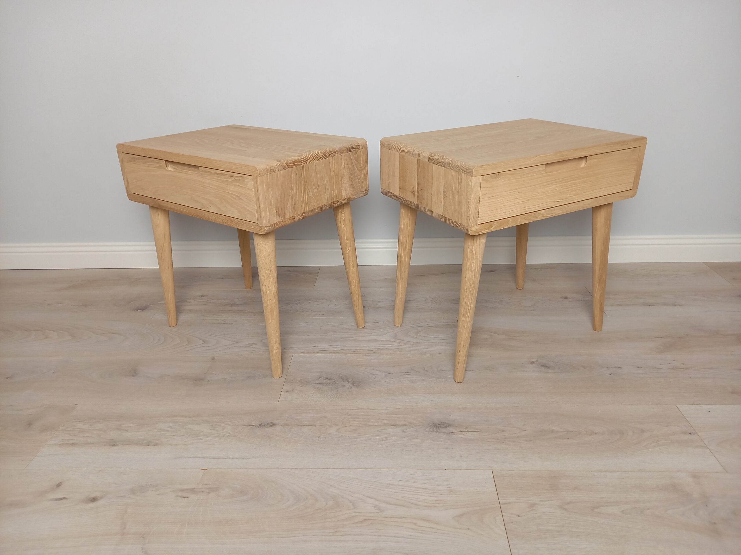 Spintelė „Tylios lajos poroje – Gamta“ Spintelė „Tylios lajos poroje – Gamta“