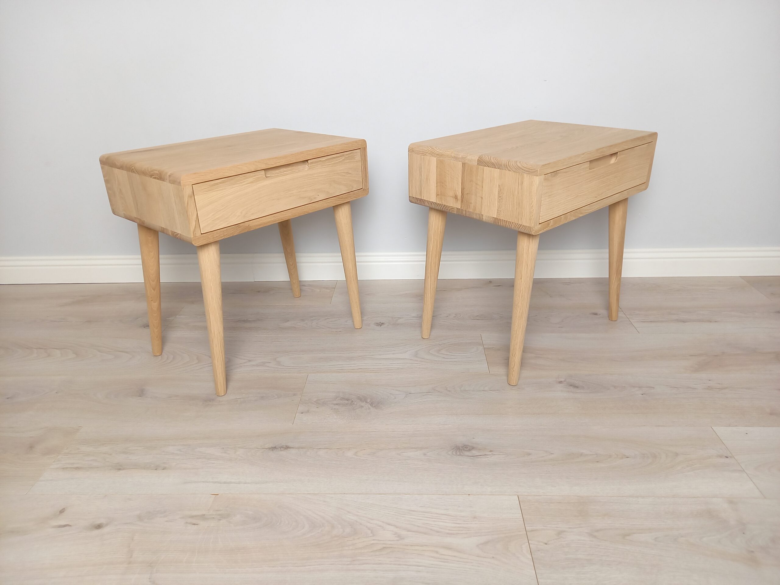 Spintelė „Tylios lajos poroje – Gamta“ Spintelė „Tylios lajos poroje – Gamta“