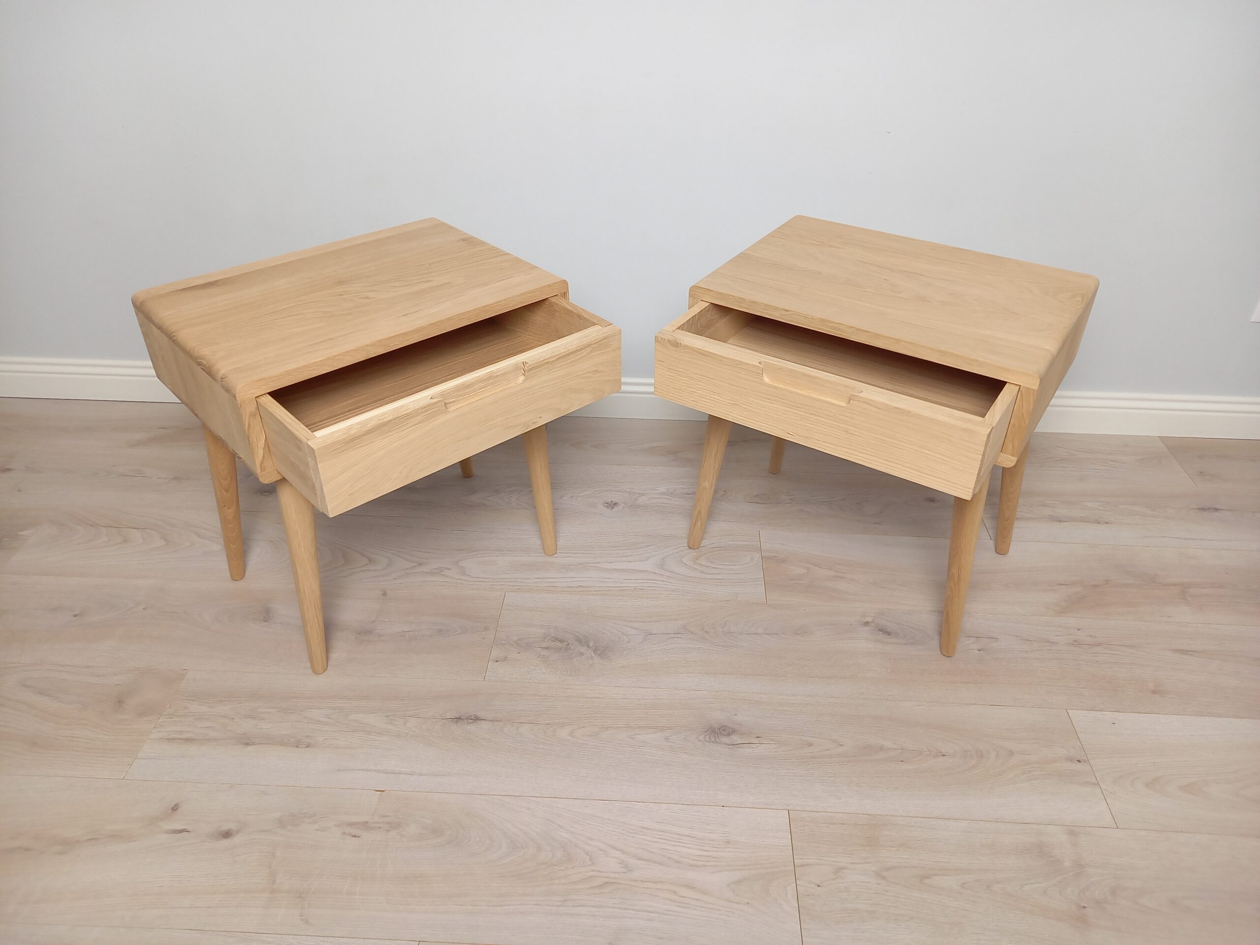 Spintelė „Tylios lajos poroje – Gamta“ Spintelė „Tylios lajos poroje – Gamta“