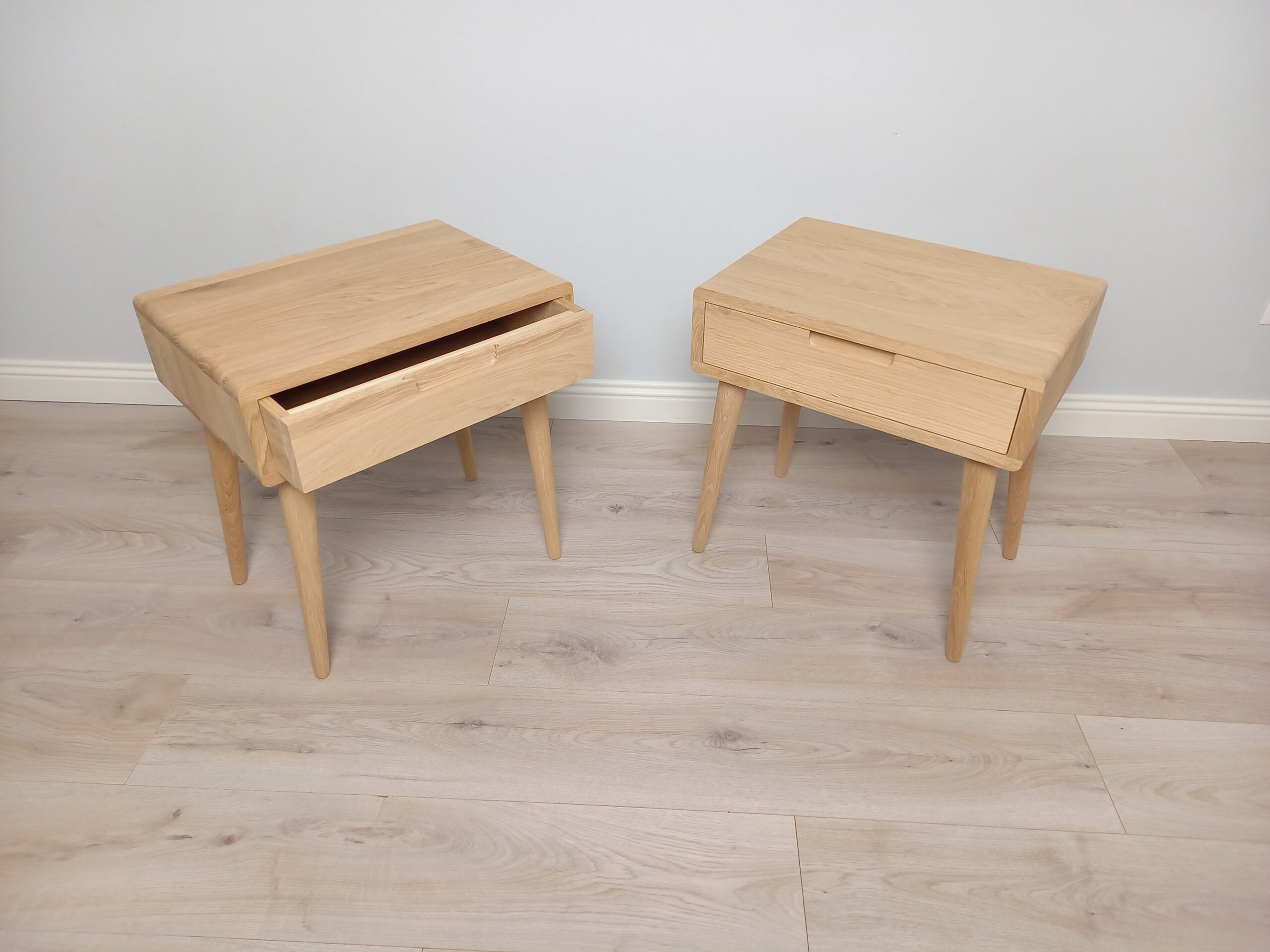 Spintelė „Tylios lajos poroje – Gamta“ Spintelė „Tylios lajos poroje – Gamta“