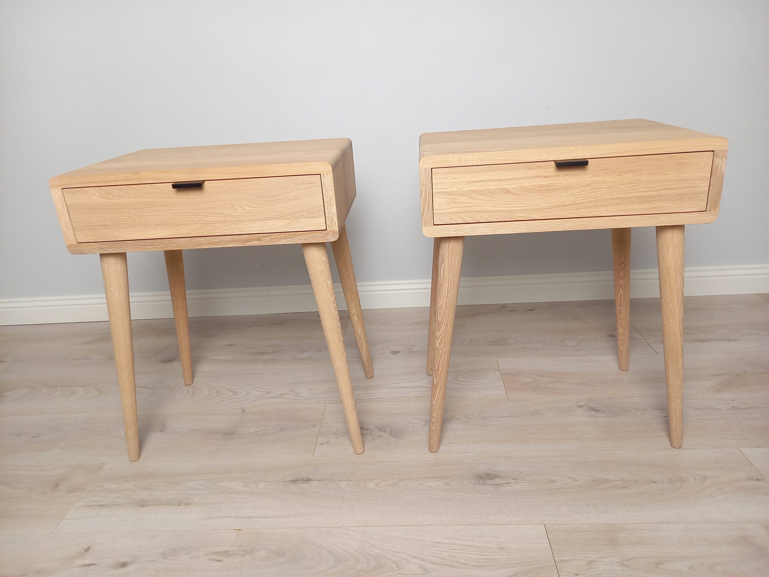 Spintelė „Tylios lajos poroje – Rasos“ Spintelė „Tylios lajos poroje – Rasos“