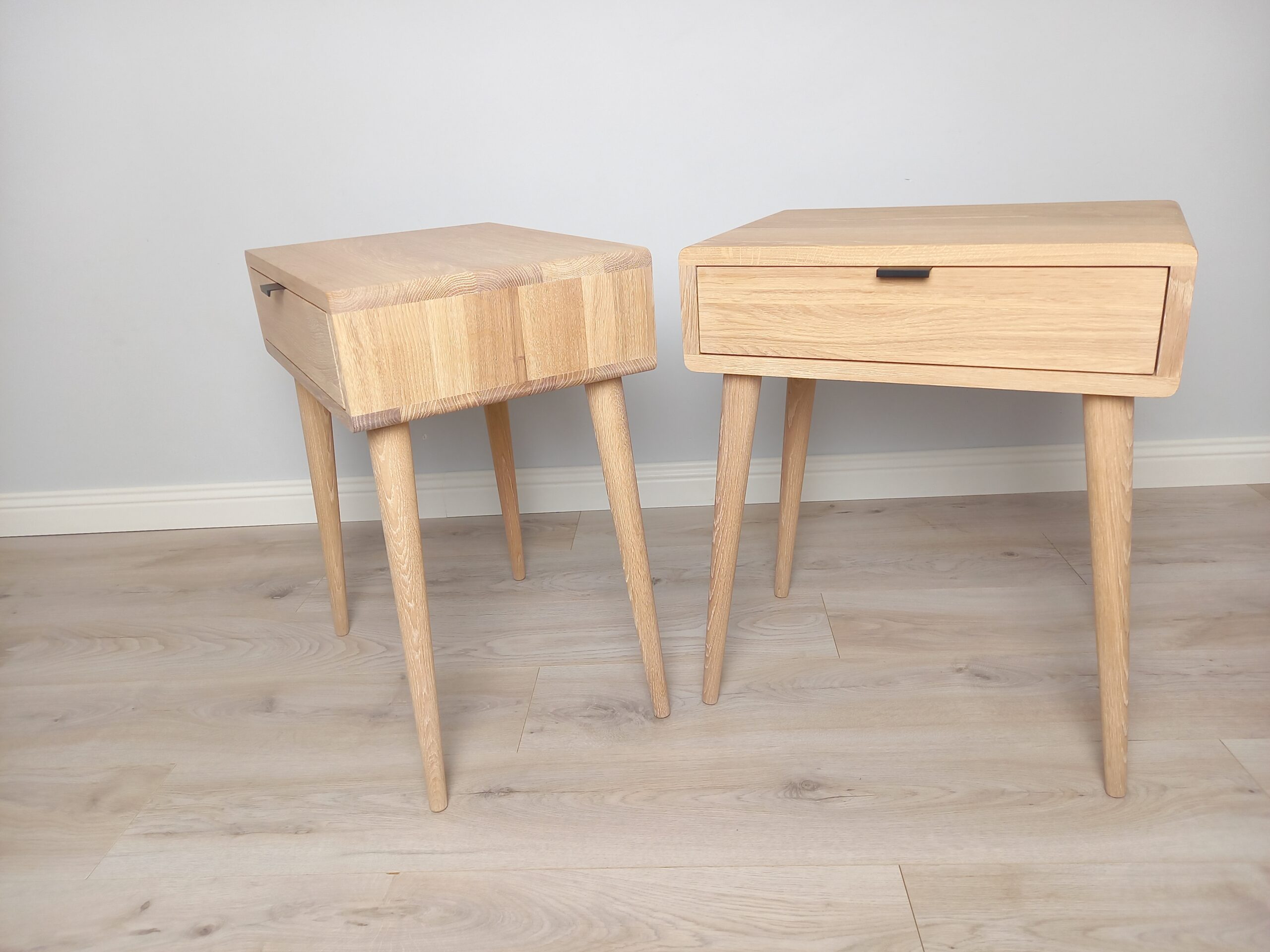 Spintelė „Tylios lajos poroje – Rasos“ Spintelė „Tylios lajos poroje – Rasos“