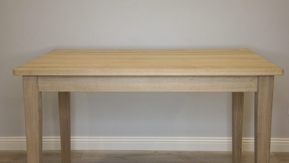 Stalas 110 x 70 cm